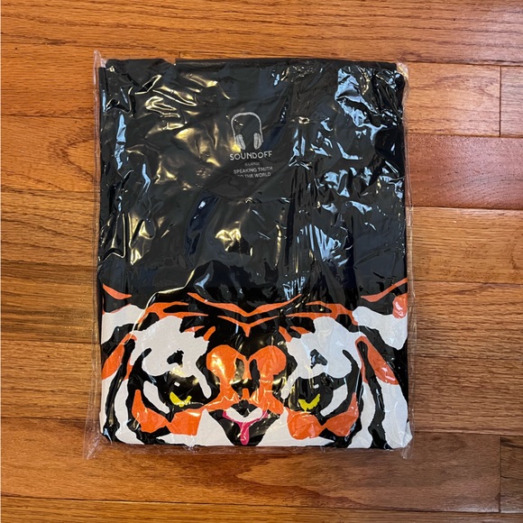 SOUNDOFF SAVAGE BEAST 🐯 MASCOT SUEDED T-SHIRT; MIDNIGHT NAVY - Picture 2 of 5